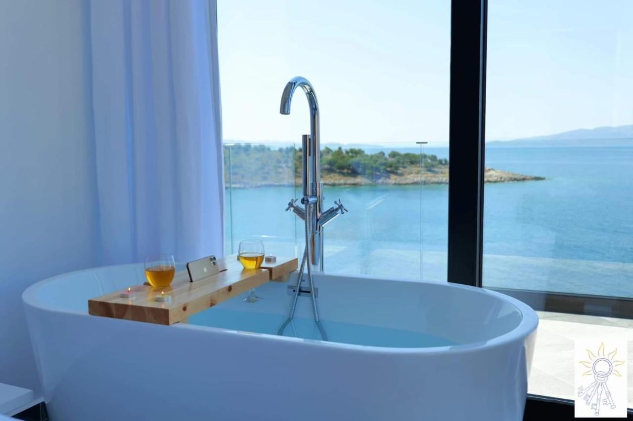 Nili Deluxe Sarandë