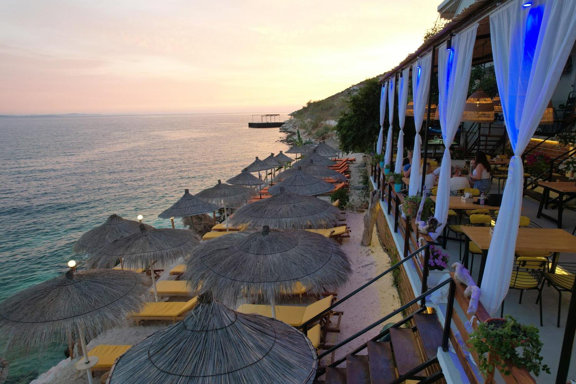 Hotell Nili Deluxe *