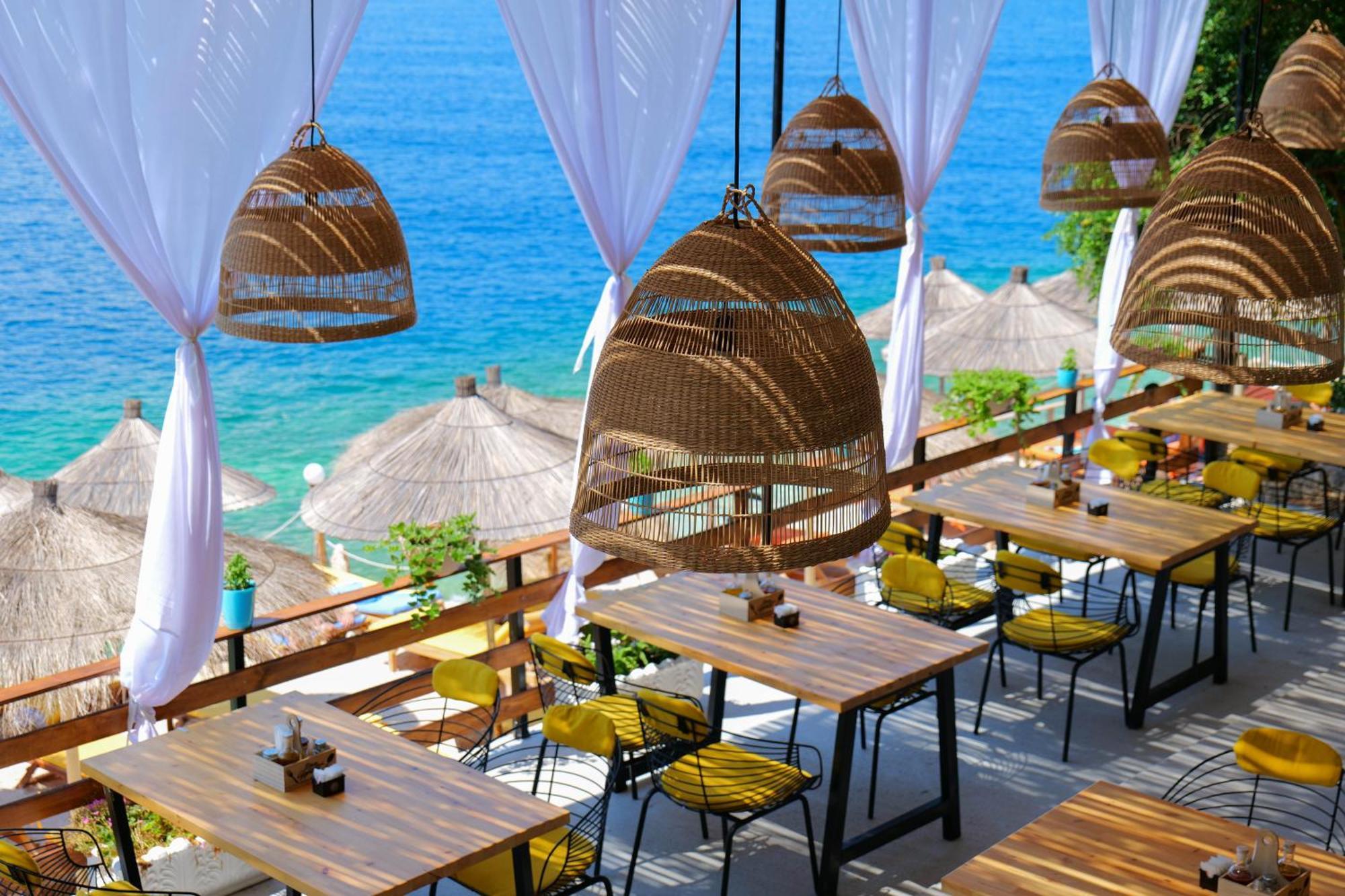 Nili Deluxe Hotell Sarandë